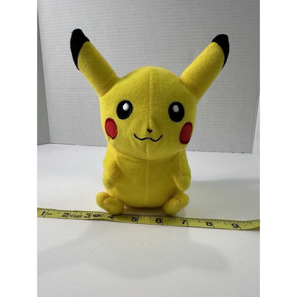 Pokémon Pikachu plush toy, 2016 approximately 7 to 8 inches tall.